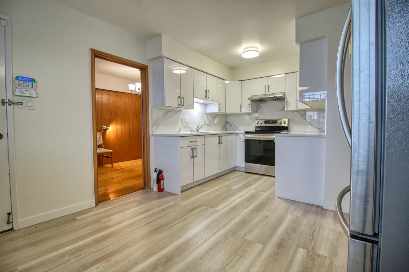 904 East 52nd Avenue - Photo 8