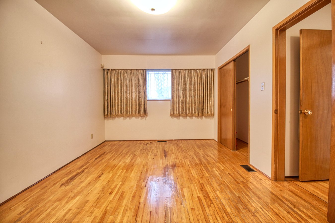 904 East 52nd Avenue - Photo 12