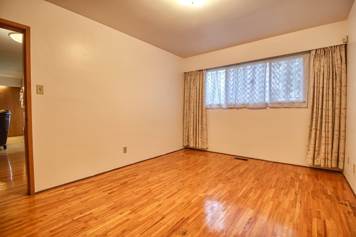 904 East 52nd Avenue - Photo 22