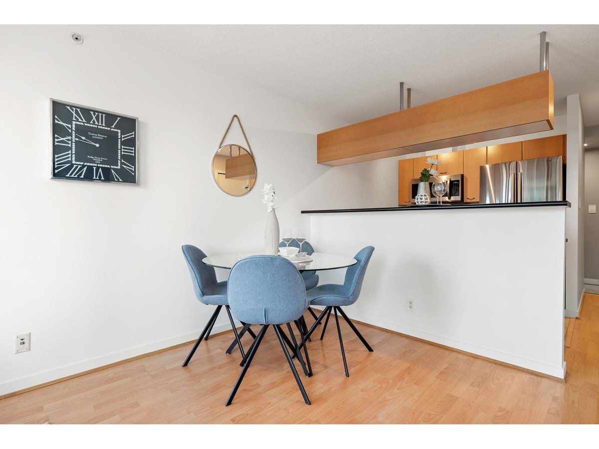 1331 Alberni Street - Photo 8