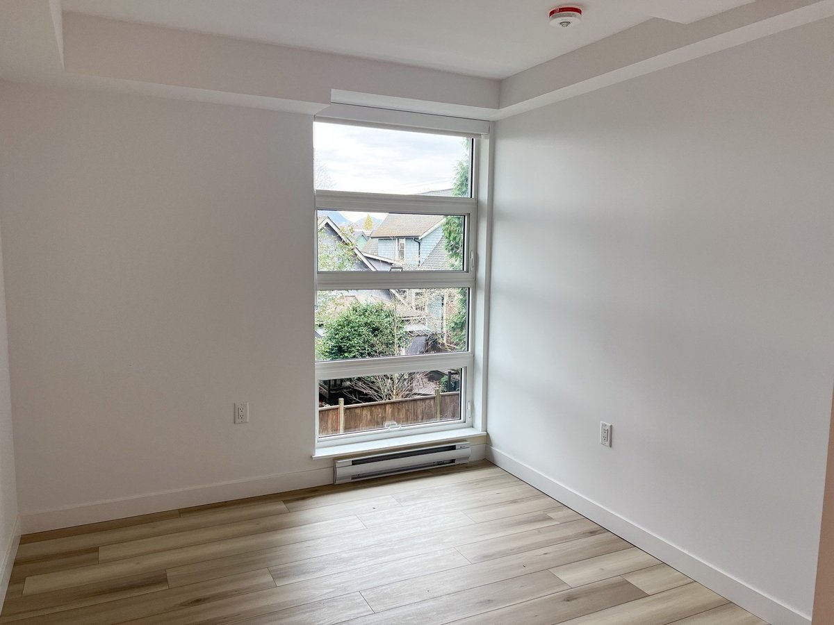 1551 Grant Street - Photo 6