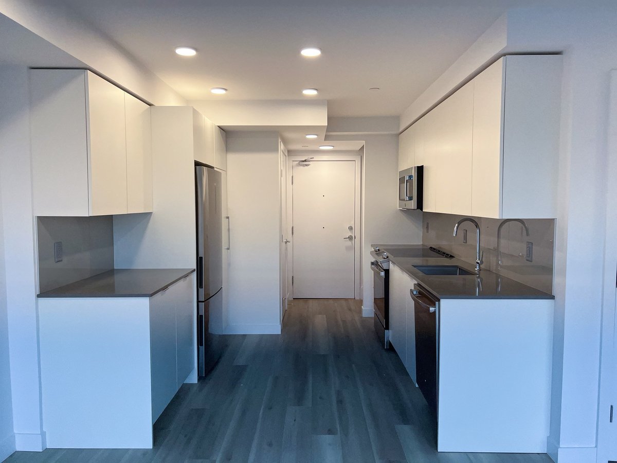 1551 Grant Street - Photo 3