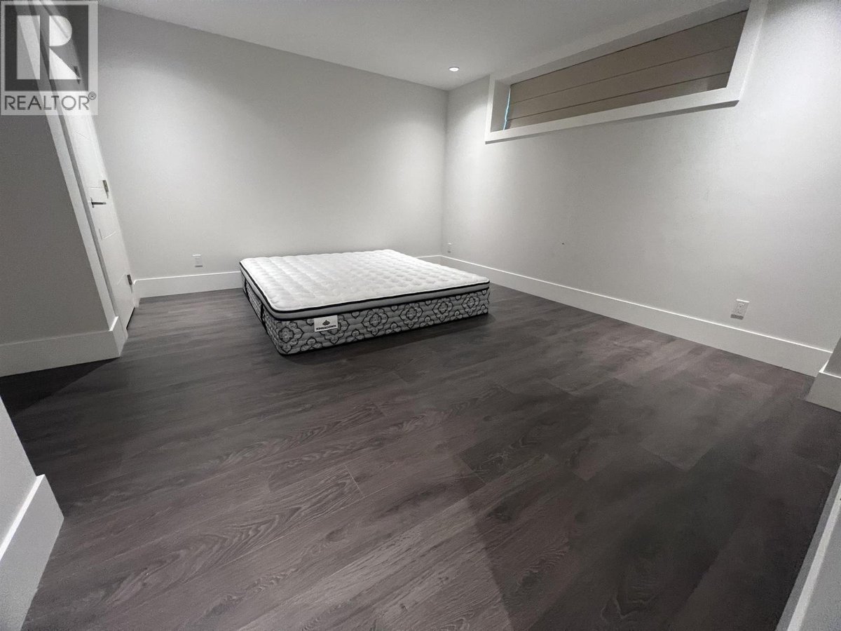 Ground Floor-12XX FULTON AVENUE - Photo 5