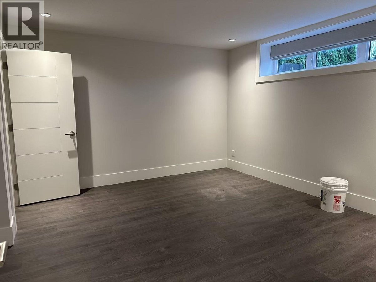 Ground Floor-12XX FULTON AVENUE - Photo 9
