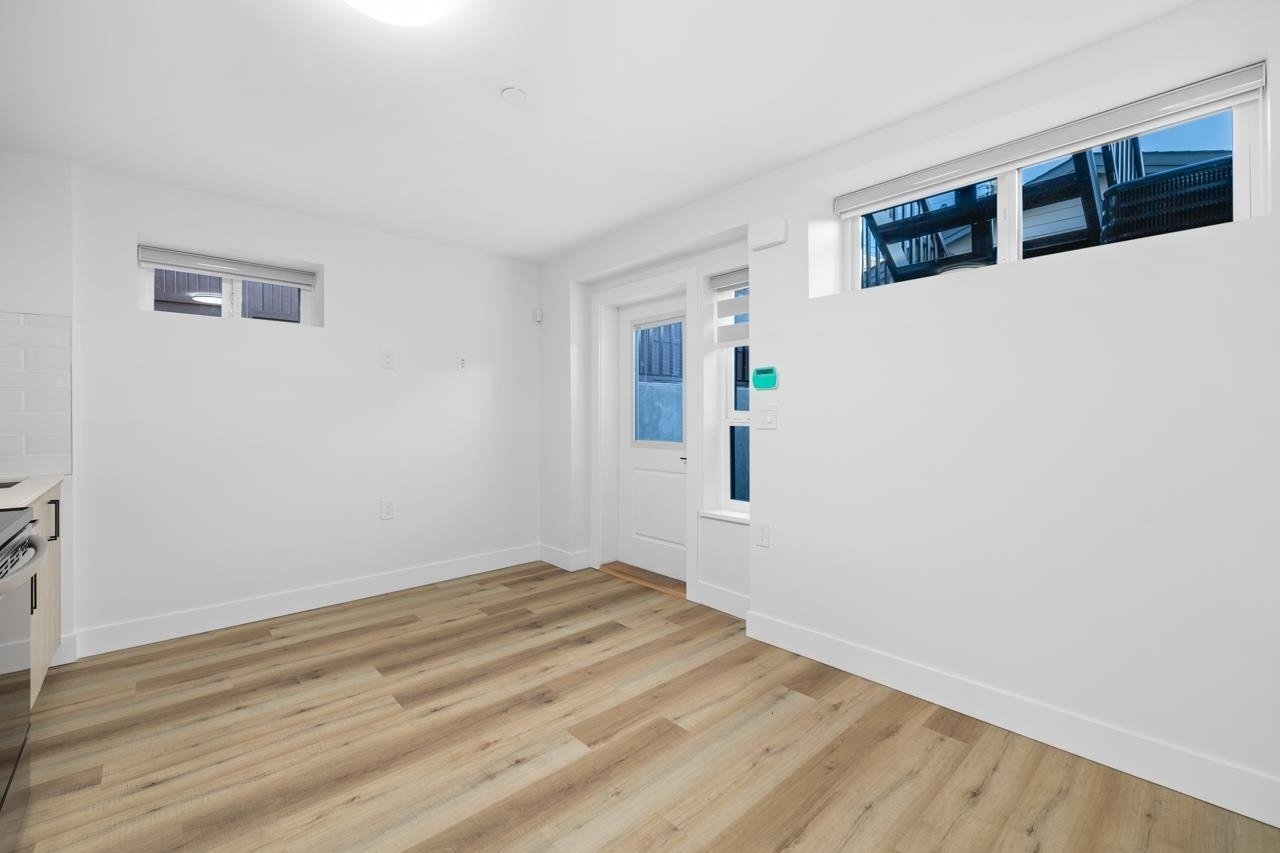 1412 East 54th Avenue - Photo 3