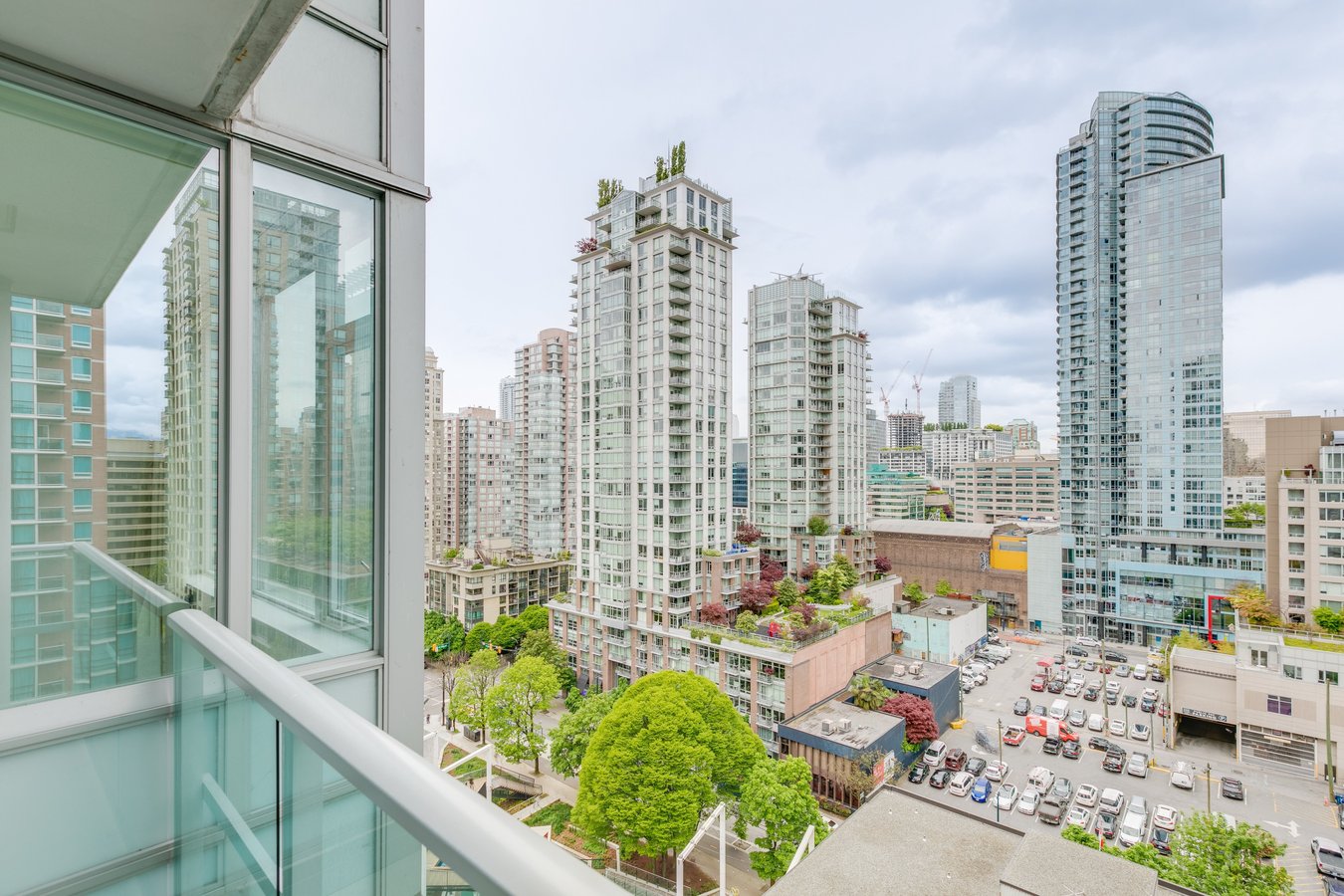 833 Homer Street - Photo 4