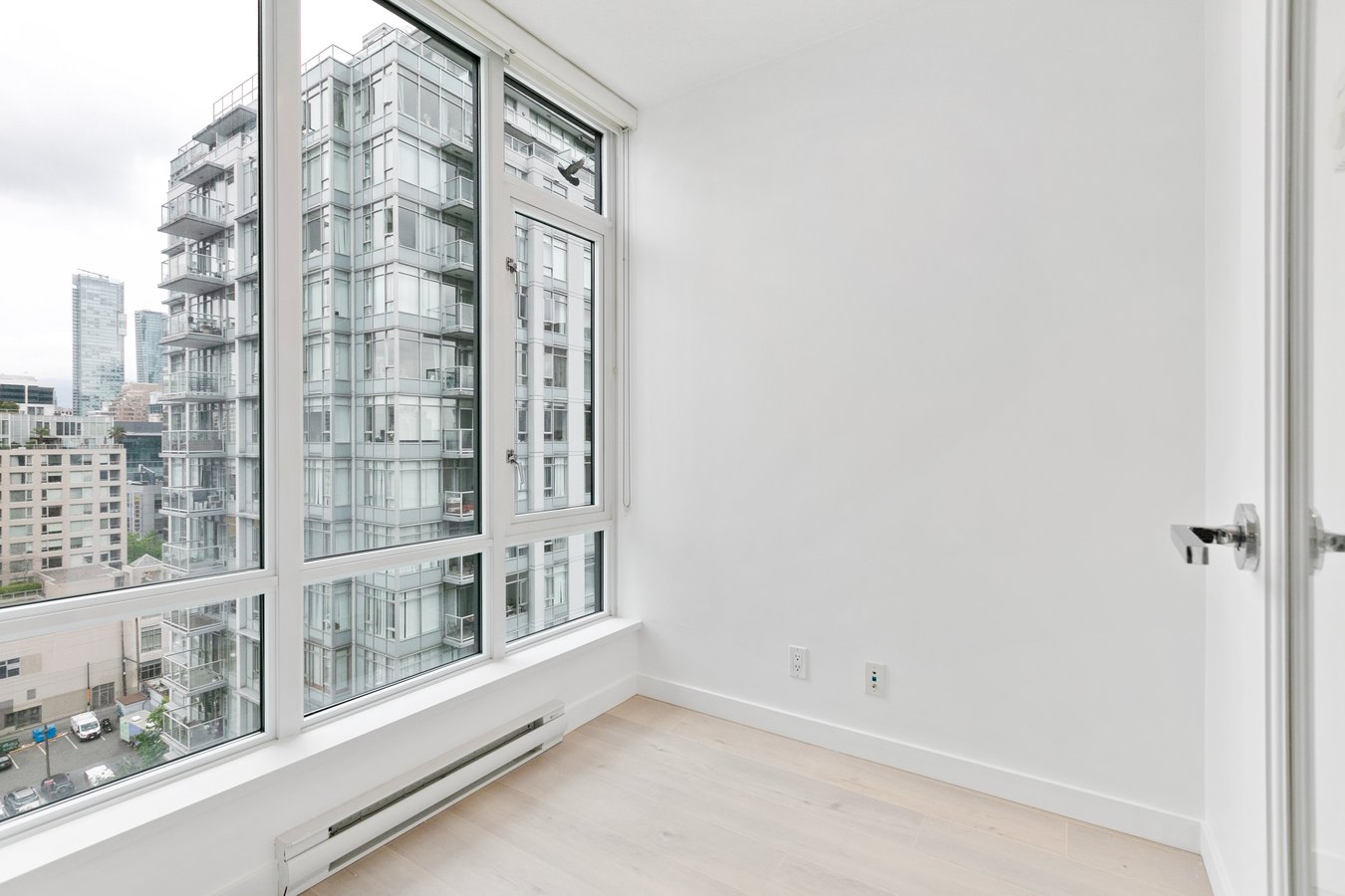 833 Homer Street - Photo 15