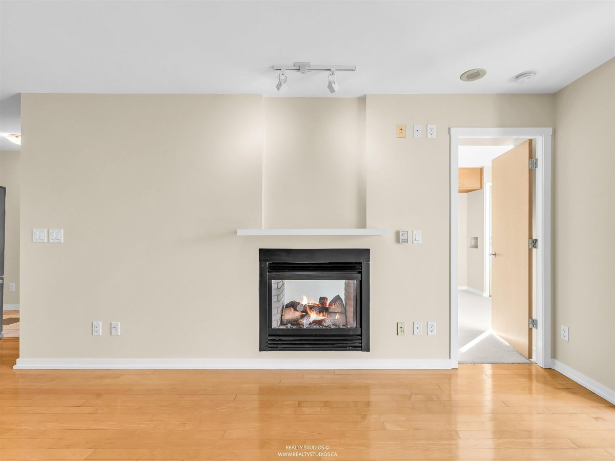 969 Richards Street - Photo 12