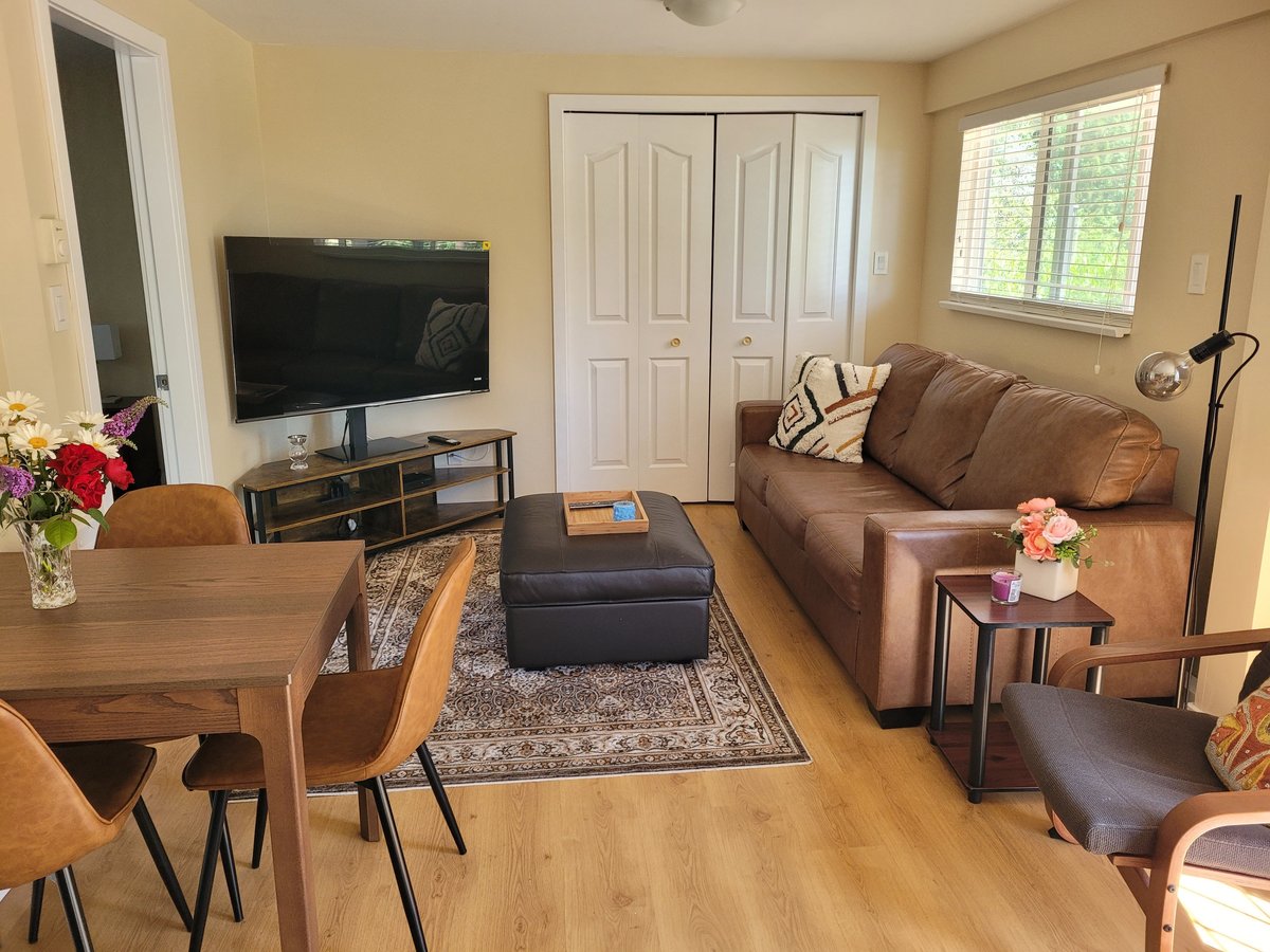 5345 Kensington Crescent - Photo 2