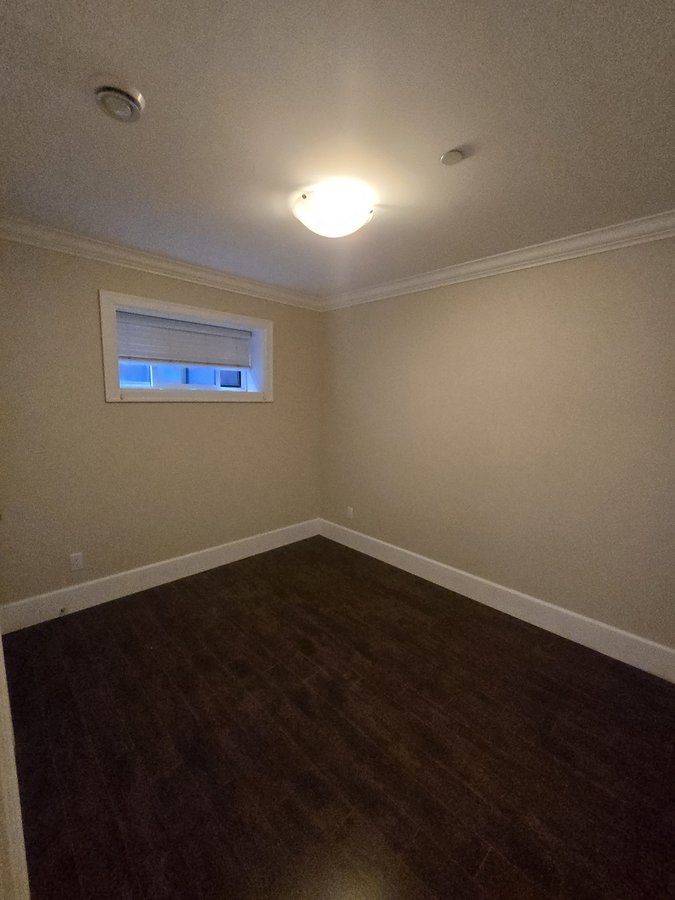 2192 East 45th Avenue - Photo 3