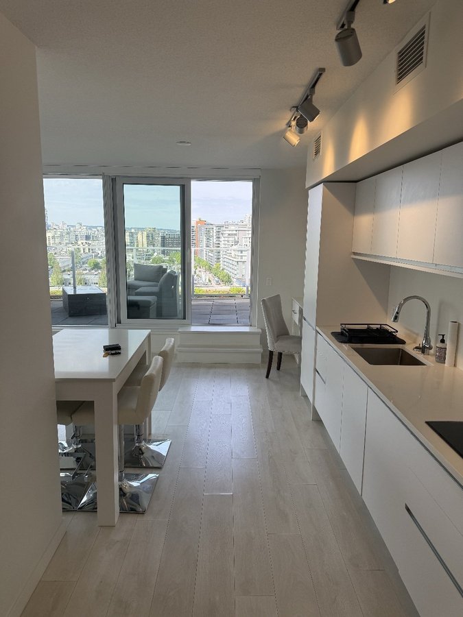 180 East 2nd Avenue - Photo 3