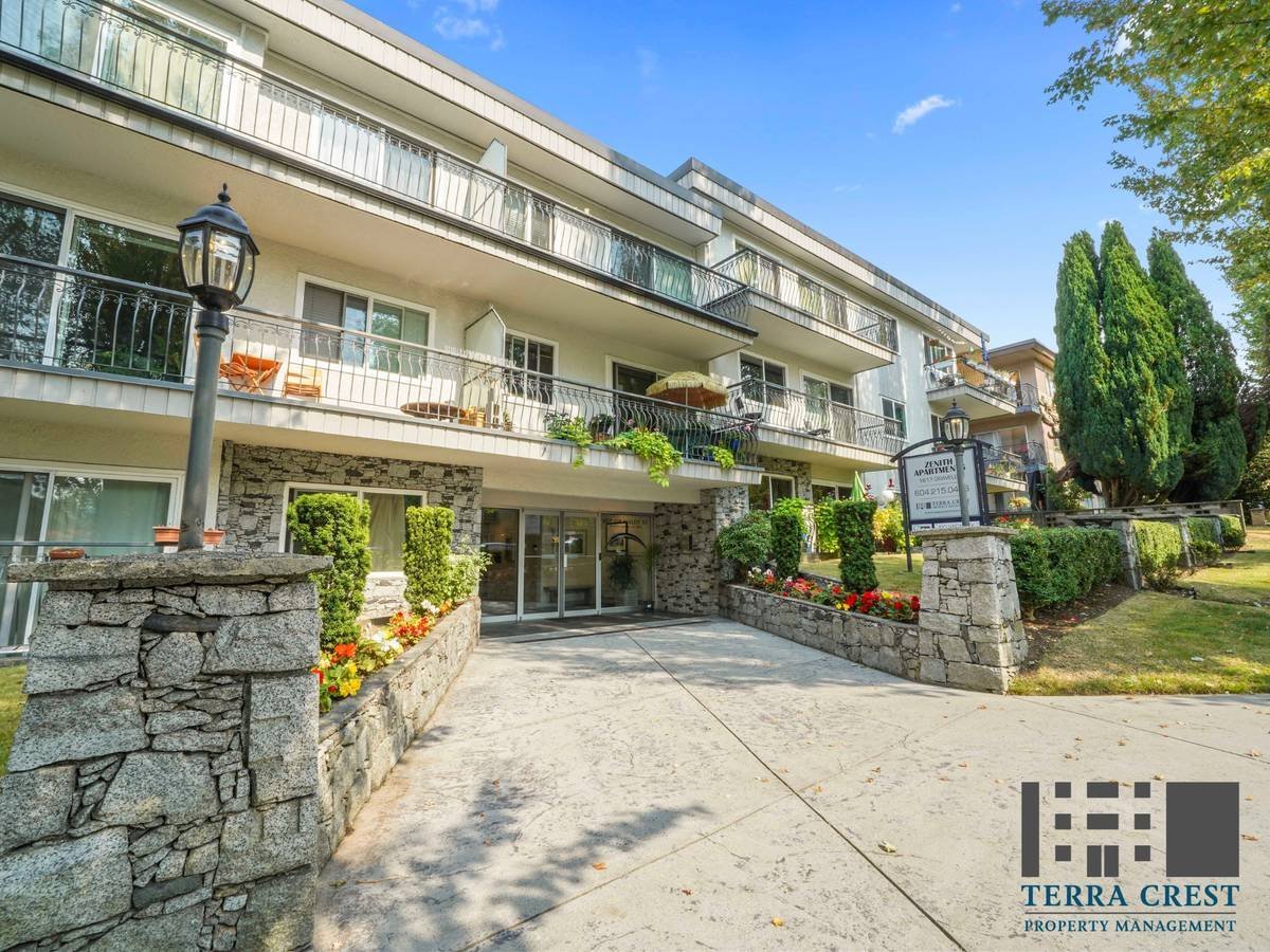 1617 Graveley Street - Photo 16
