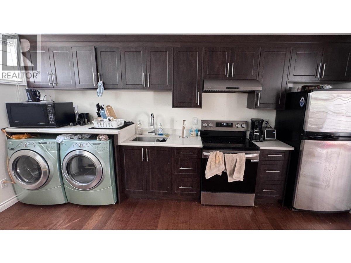 7188 BEECHWOOD STREET - Photo 1