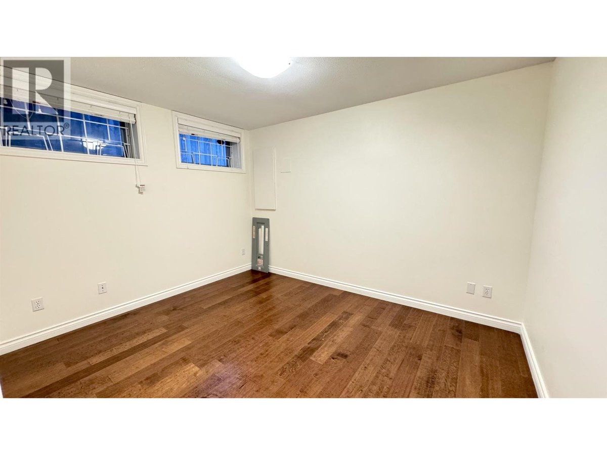 7188 BEECHWOOD STREET - Photo 6