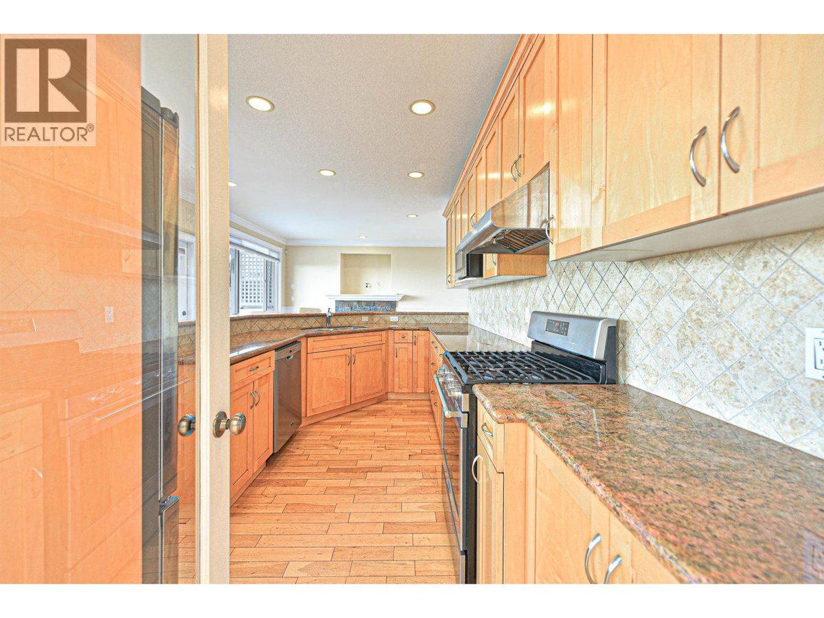 1275 20TH STREET - Photo 8