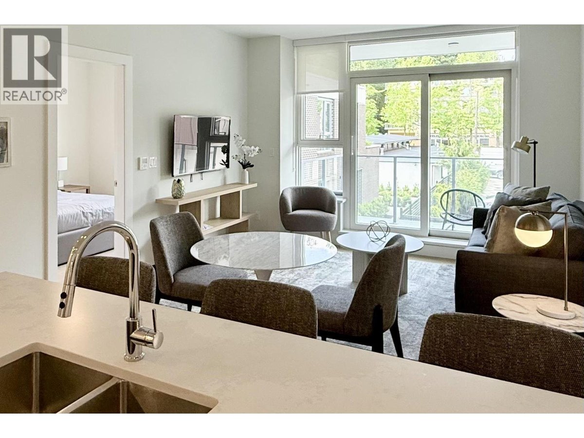 2-BDRM 423 6TH STREET - Photo 5