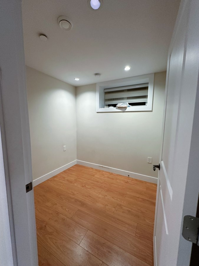 2510 East 8th Avenue - Photo 3