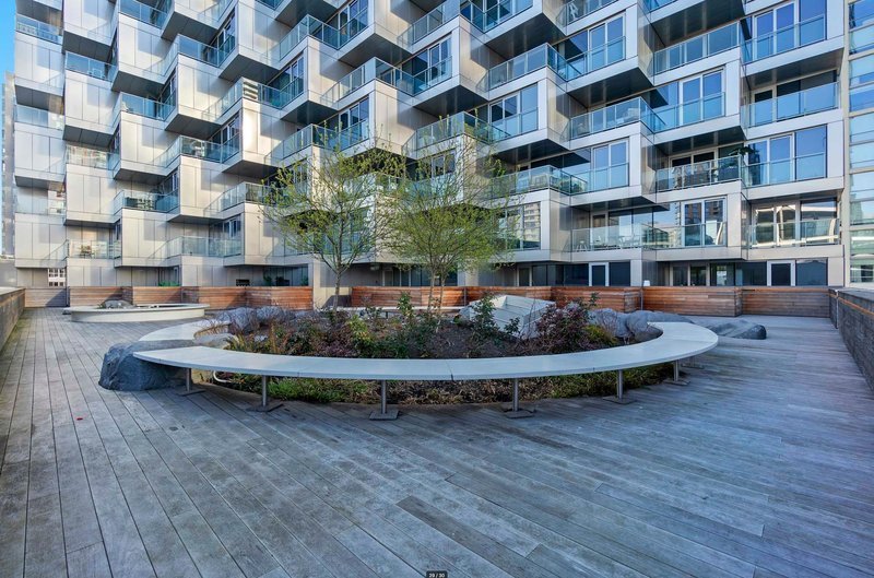 1480 Howe Street - Photo 2