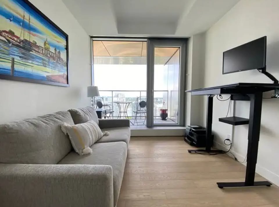 1480 Howe Street - Photo 3