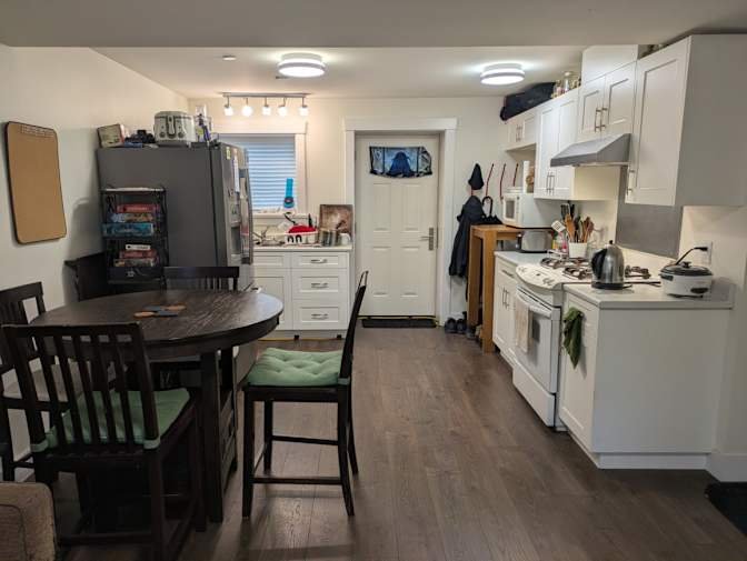 East 15th Avenue - Photo 5