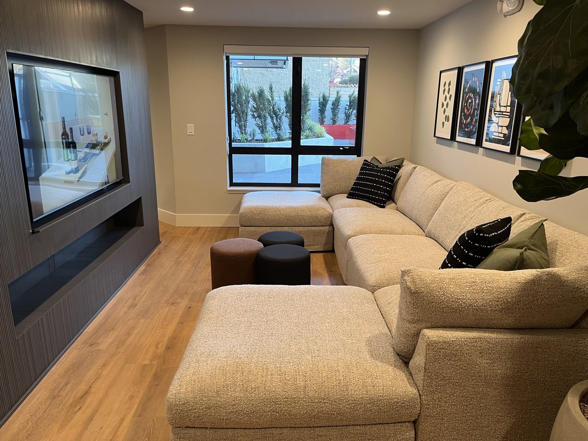 1680 East 12th Avenue - Photo 7