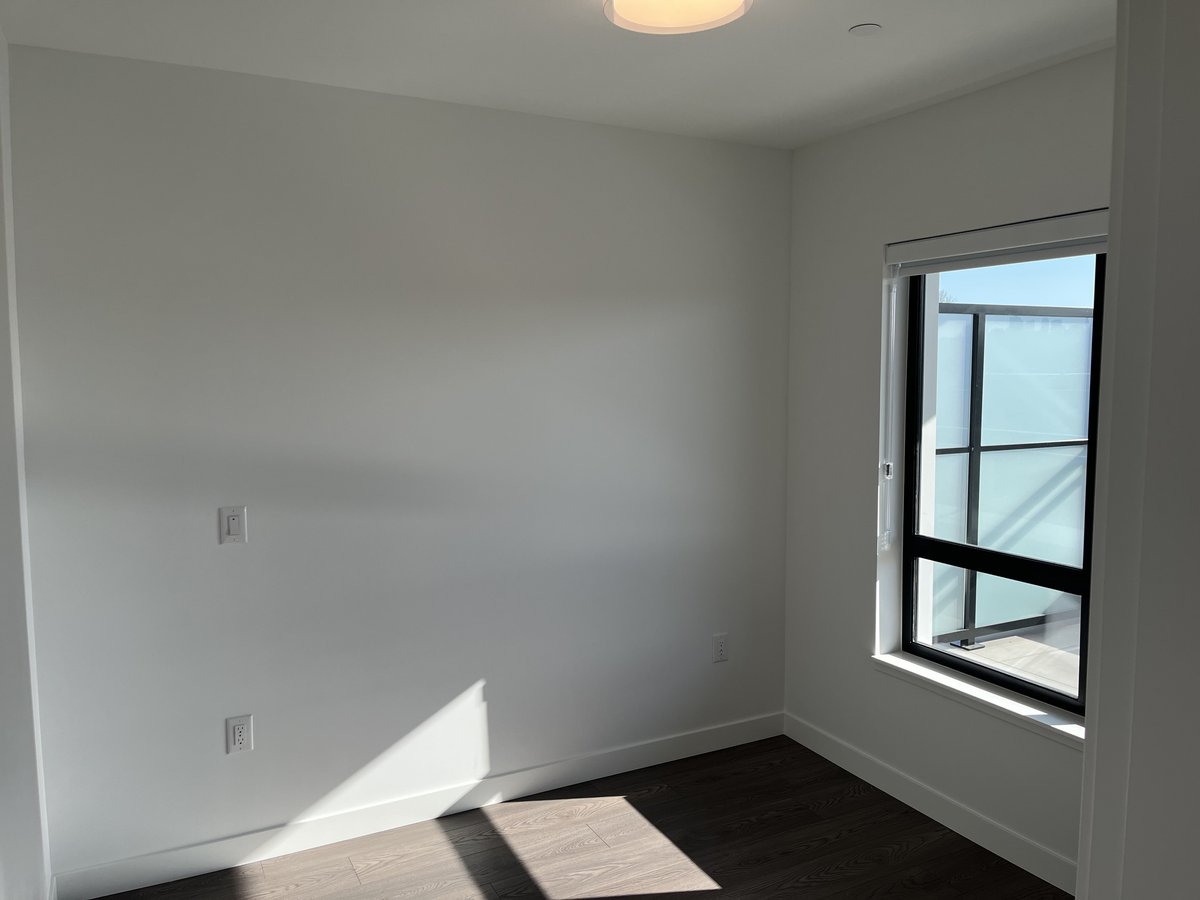1680 East 12th Avenue - Photo 9