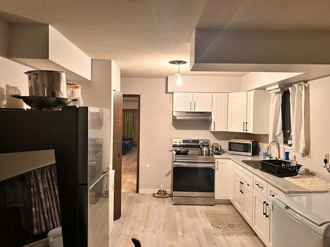 East 8th Avenue - Photo 2