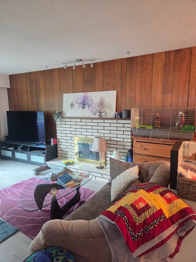 East 8th Avenue - Photo 9