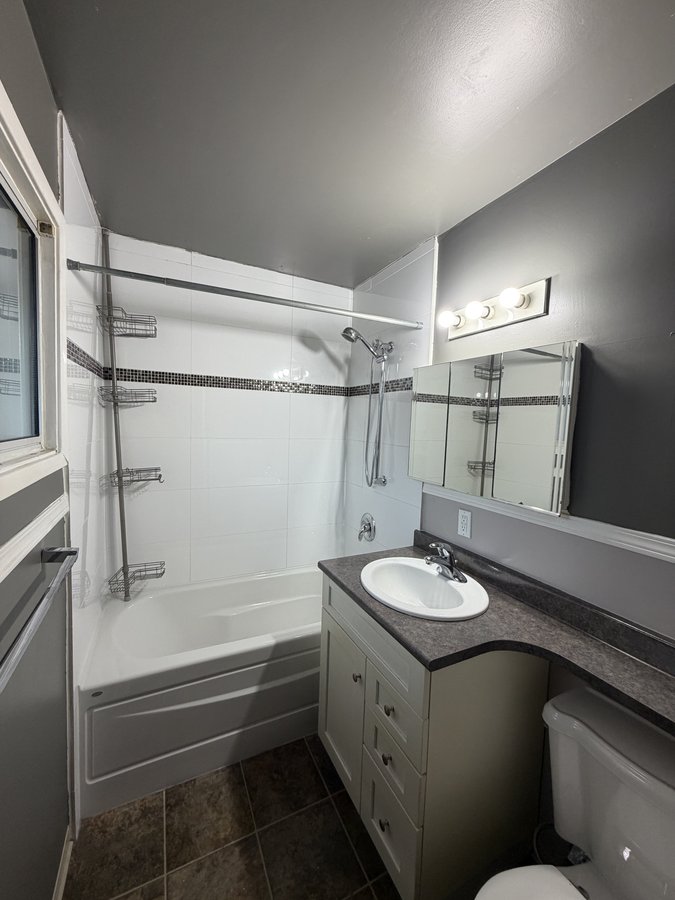 2193 Bonaccord Drive - Photo 10