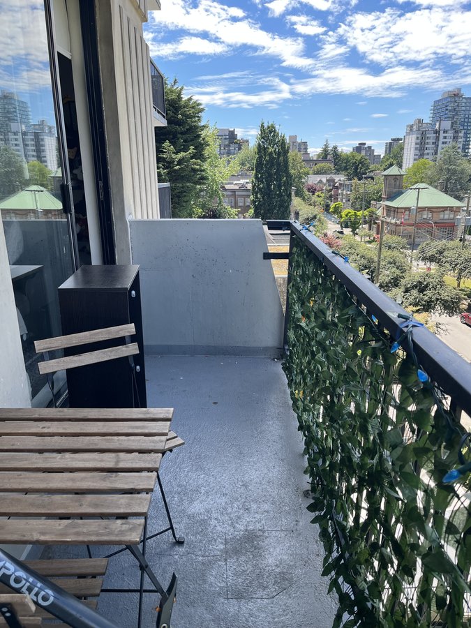 1460 Barclay Street - Photo 25