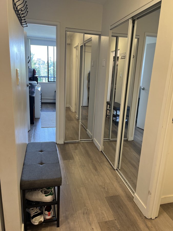 1460 Barclay Street - Photo 10