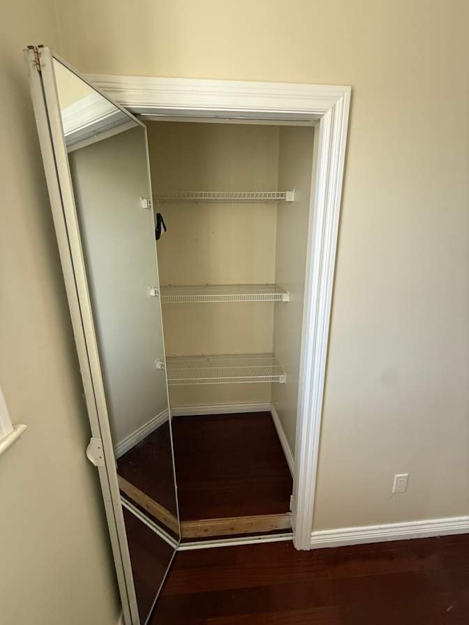 East 30th Avenue - Photo 2