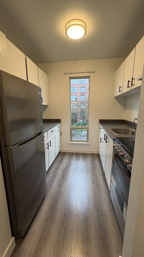 525 West 14th Avenue - Photo 9