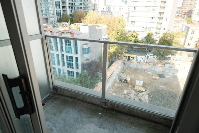 1225 Richards Street - Photo 8