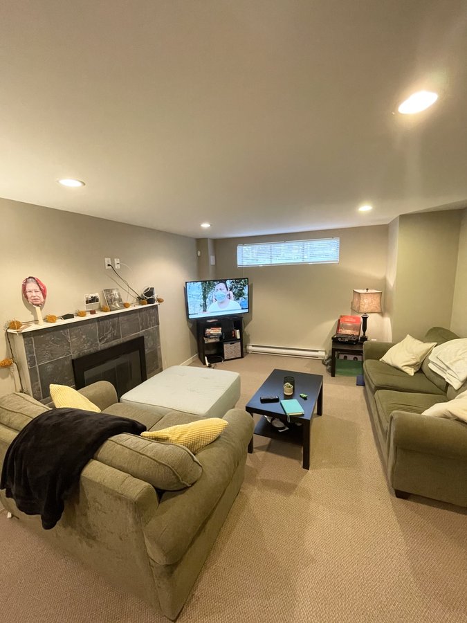 195 East 21st Avenue - Photo 1