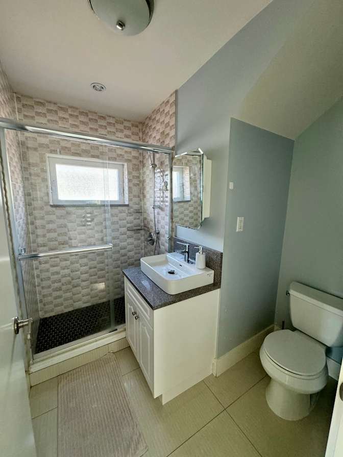 East 51st Avenue - Photo 5