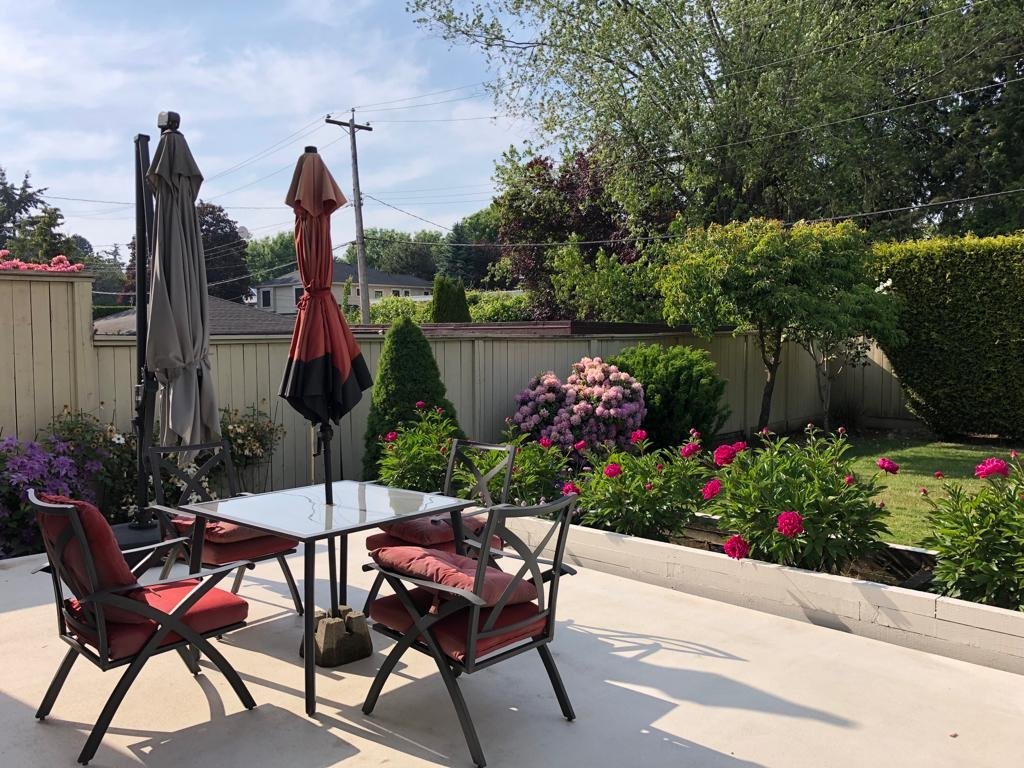 825 West 46th Avenue - Photo 4