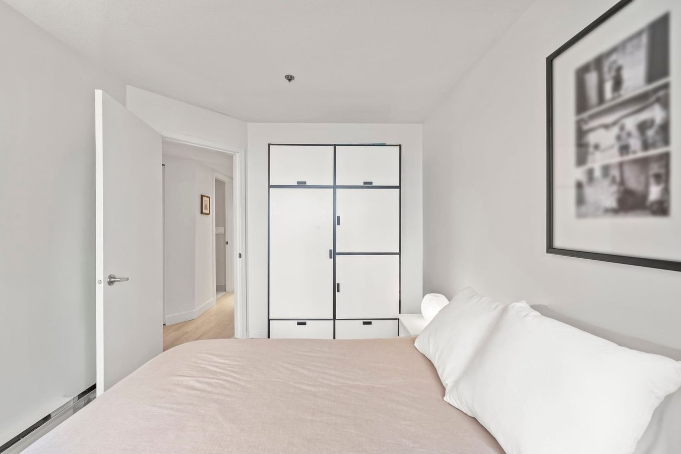 888 West 13th Avenue - Photo 4