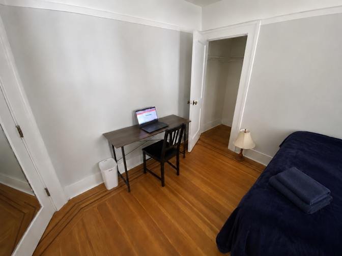 Howe Street - Photo 5