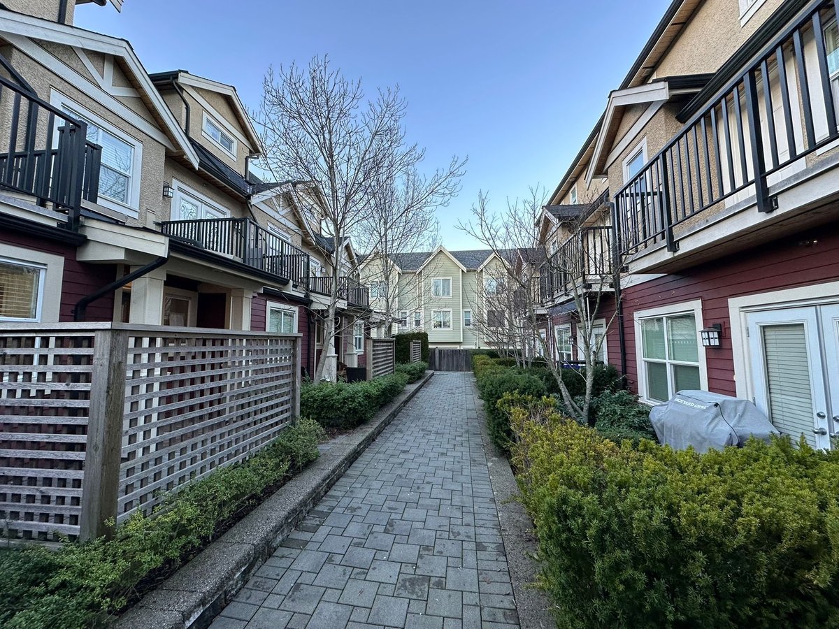 4337 Knight Street - Photo 2