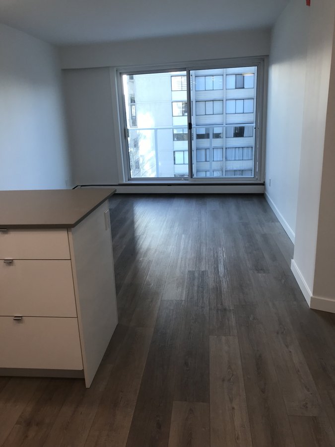 1825 Haro Street - Photo 7