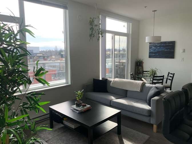 East 17th Avenue - Photo 3