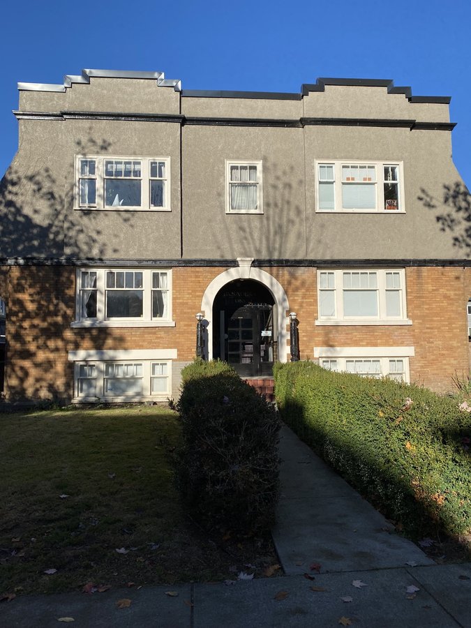 1385 West 11th Avenue - Photo 7