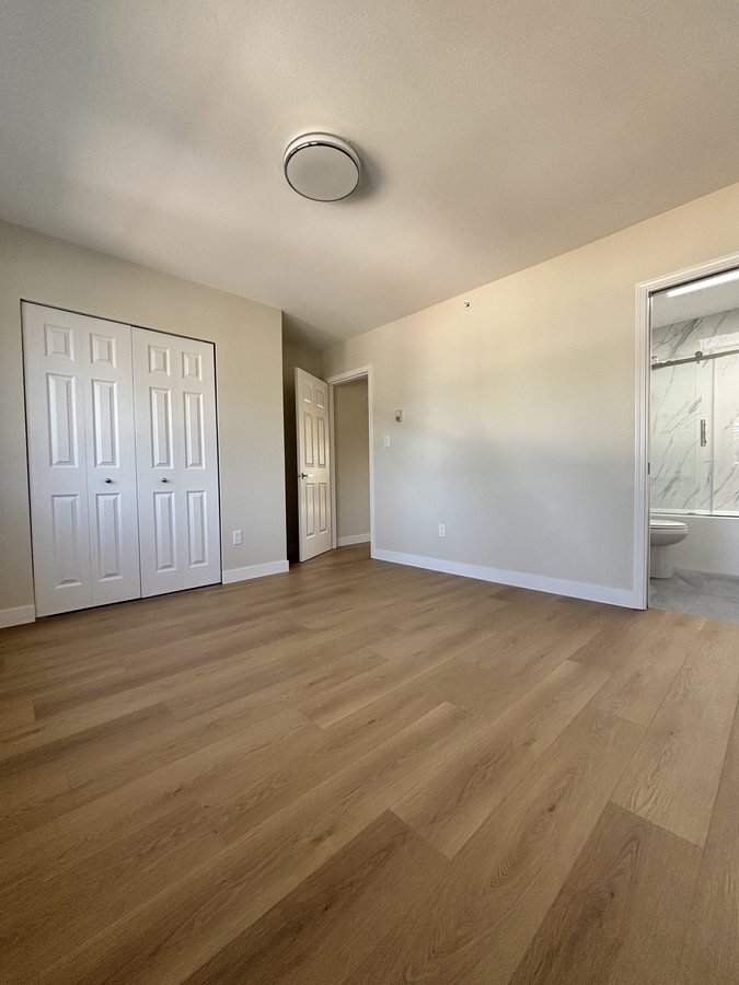 4268 Skeena Street - Photo 5