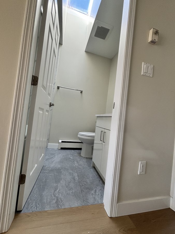 4268 Skeena Street - Photo 9