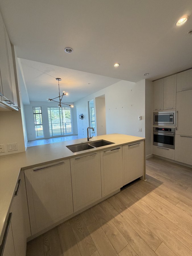 6677 Cambie Street - Photo 14