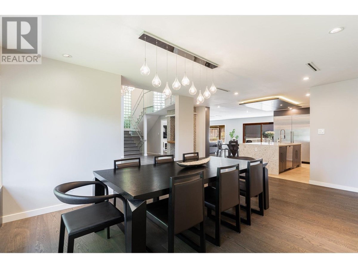 5666 Maple Street - Photo 11