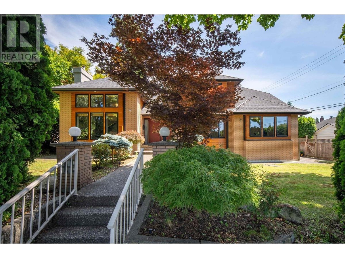 5666 Maple Street - Photo 28