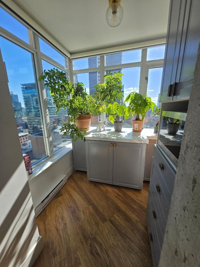 610 Granville Street - Photo 8