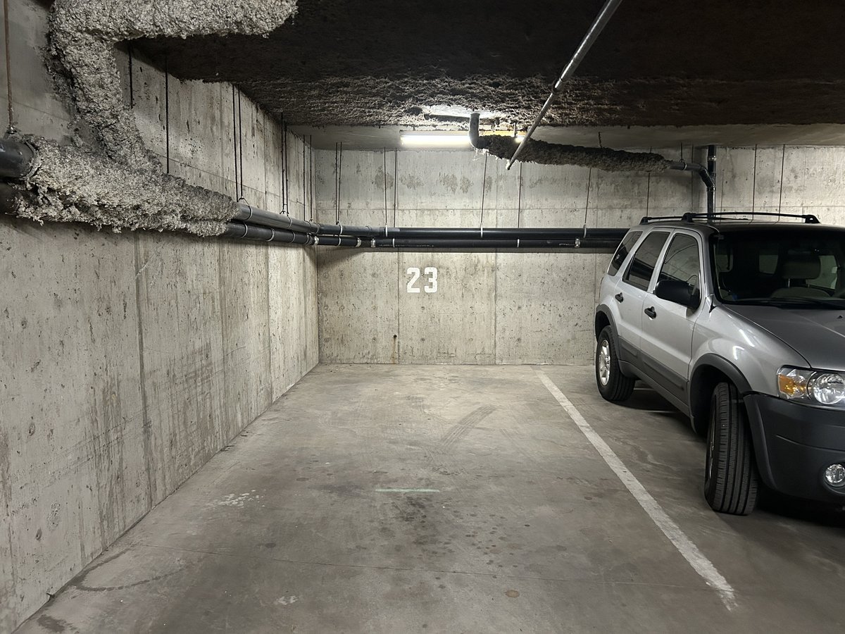 735 West 15th Avenue - Photo 17